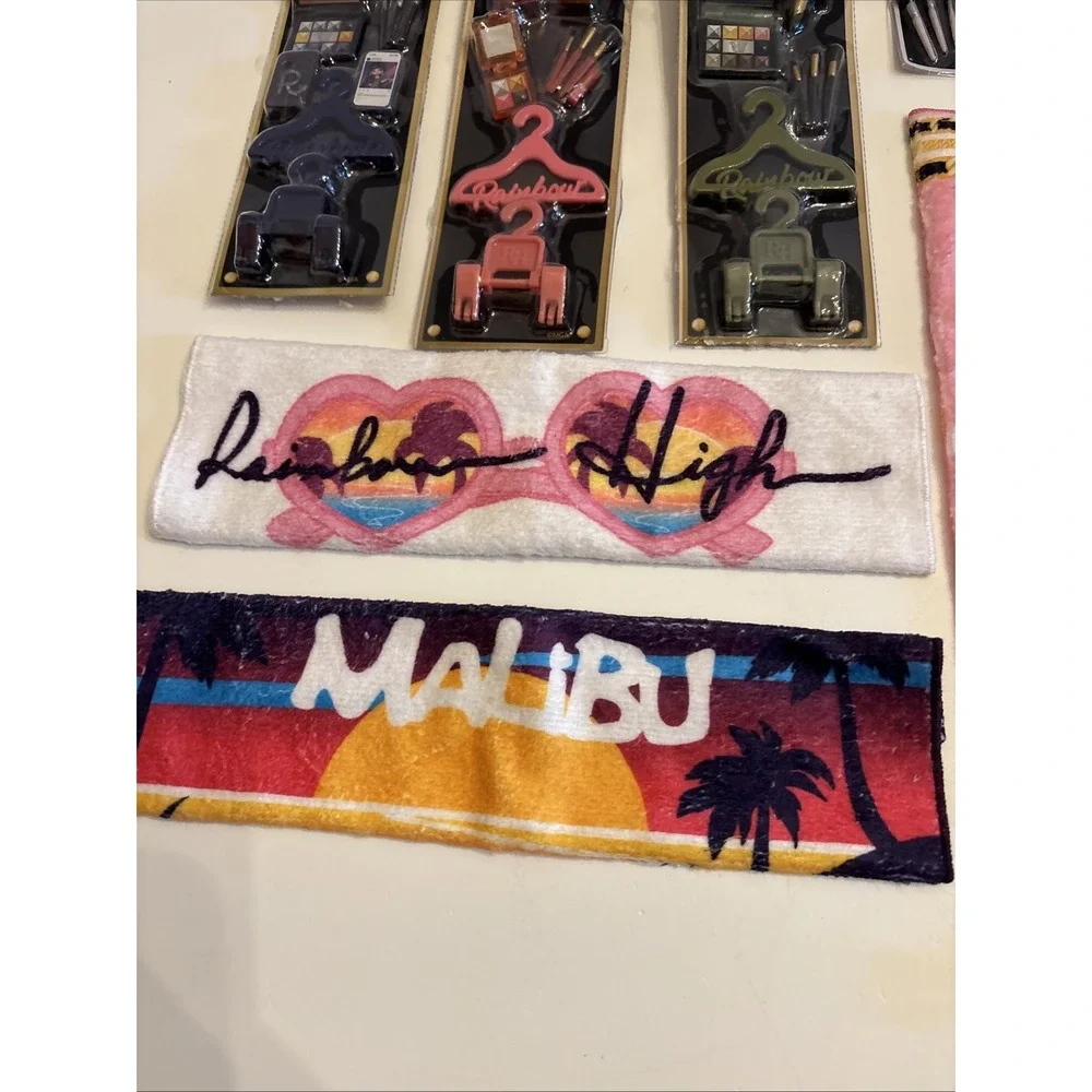 Rainbow High Accessory Lot Towels, Hangers, Makeup,‎ Computer, Phone, Ect New